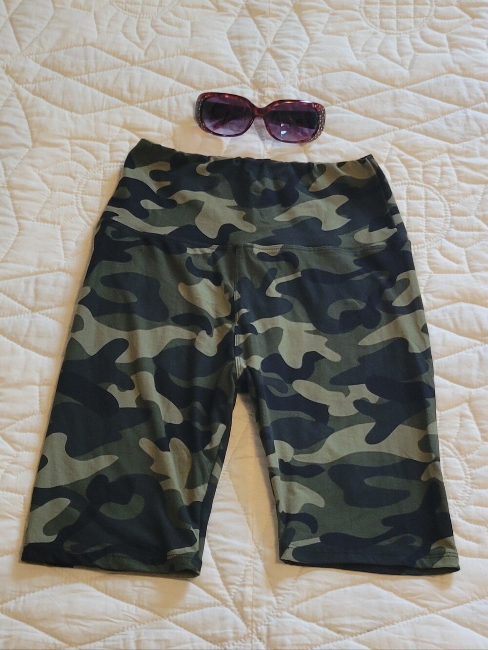 Camouflage Green High Rise Biker Shorts. S/M